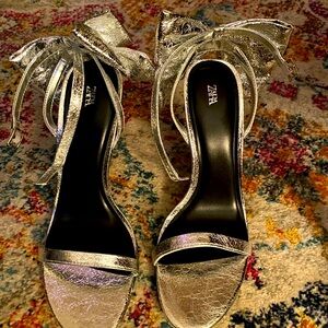 Zara Metallic Silver Heels with Bow Detail